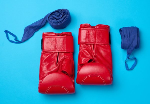 Deux catégories d'équipements indispensables de boxe