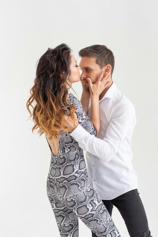 Laissez-vous séduire par les cours de danse à paris !